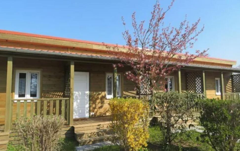Domaine Des Epinettes Hotel Saint-Romain-de-Jalionas Ngoại thất bức ảnh