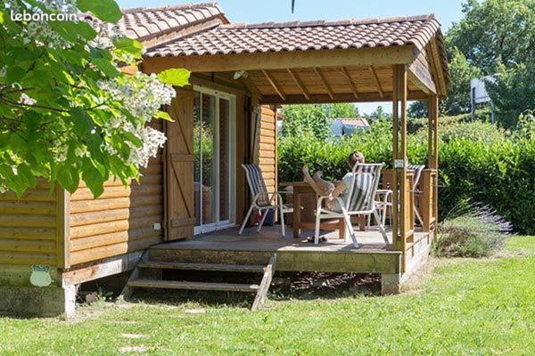 Domaine Des Epinettes Hotel Saint-Romain-de-Jalionas Ngoại thất bức ảnh